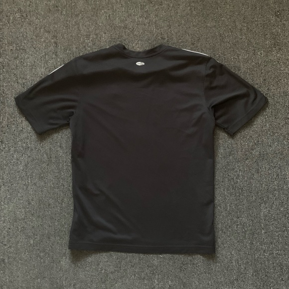 Adidas 3 striped black shirt M - Picture 3 of 3